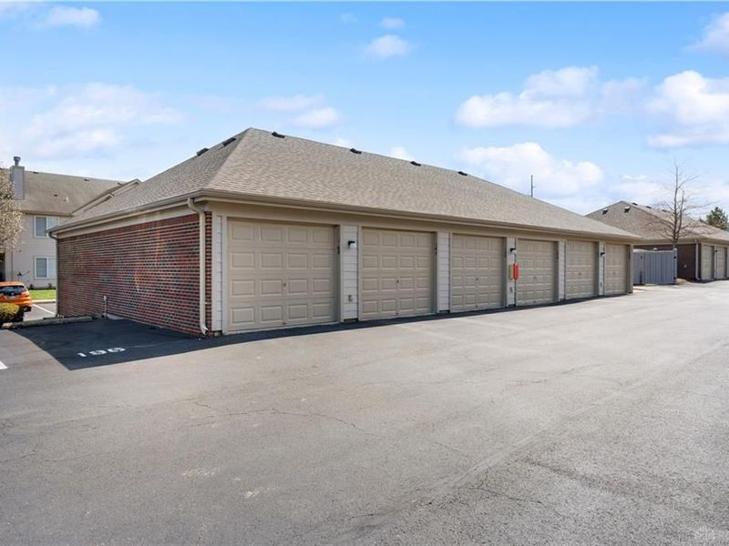 1800 Waterstone Boulevard, Unit 207, Washington Township, OH 45342 Photo 5