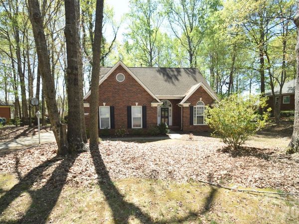 2336 Mill House Lane, Matthews, NC 28104