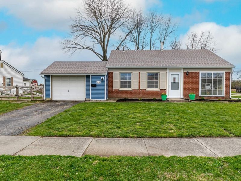 2037 Gerald Drive , Springfield, OH 45505 Photo 1