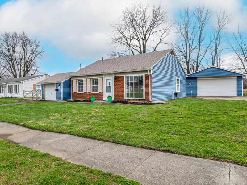 2037 Gerald Drive , Springfield, OH 45505 Photo 2