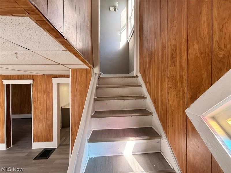 983 E 141st Street, Cleveland, OH 44110 Photo 16