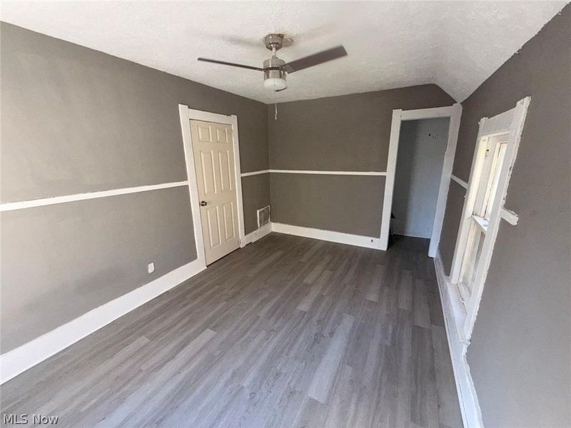 983 E 141st Street, Cleveland, OH 44110 Photo 24