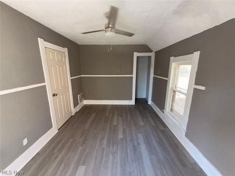 983 E 141st Street, Cleveland, OH 44110 Photo 25