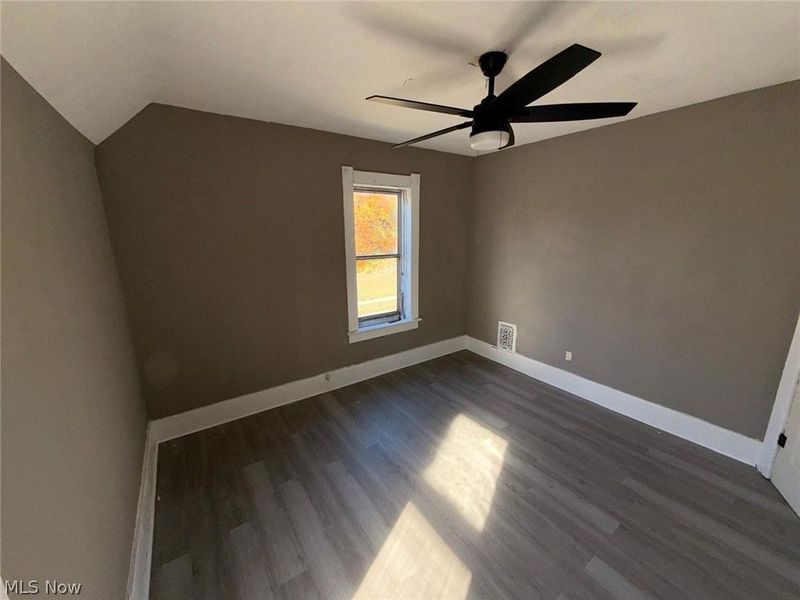 983 E 141st Street, Cleveland, OH 44110 Photo 36