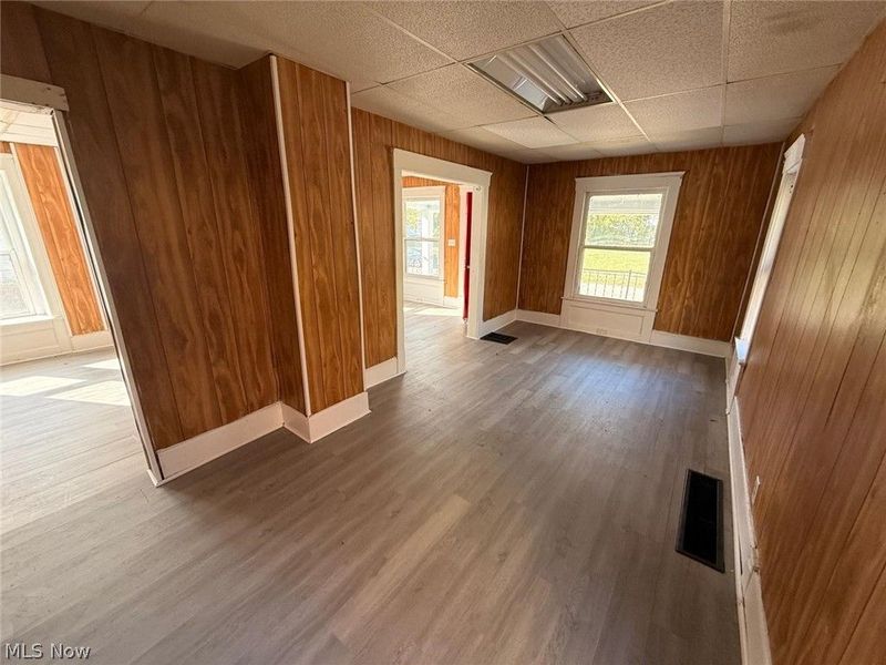 983 E 141st Street, Cleveland, OH 44110 Photo 8