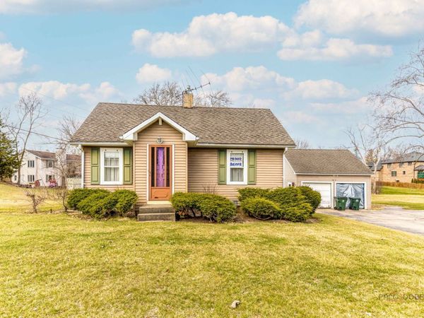 580 N Quentin Road , Palatine, IL 60067