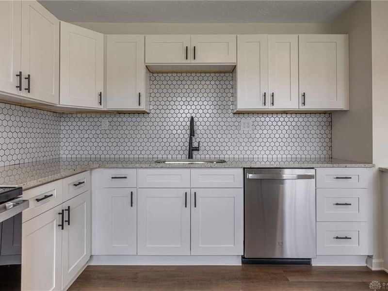 2037 Gerald Drive, Springfield, OH 45505 Photo 8