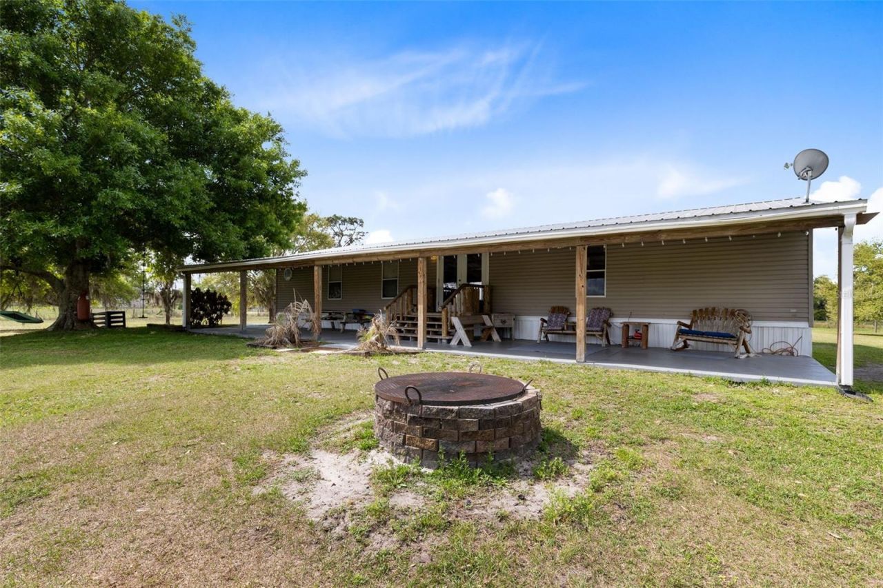 3591 N Canoe Creek Road , Kenansville, FL 34739 Photo