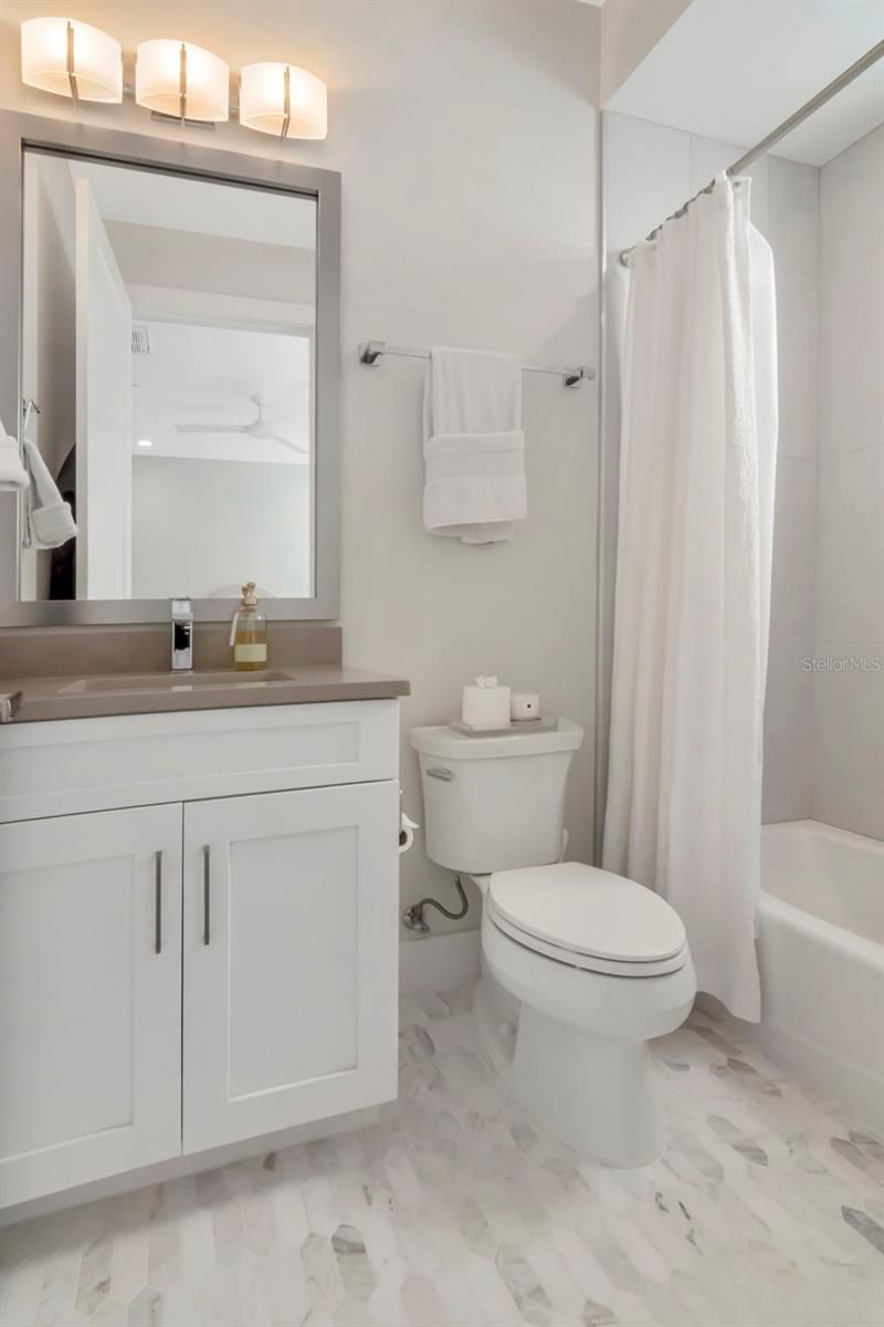 536 4th Avenue S, Unit 2, Saint Petersburg, FL 33701 Photo