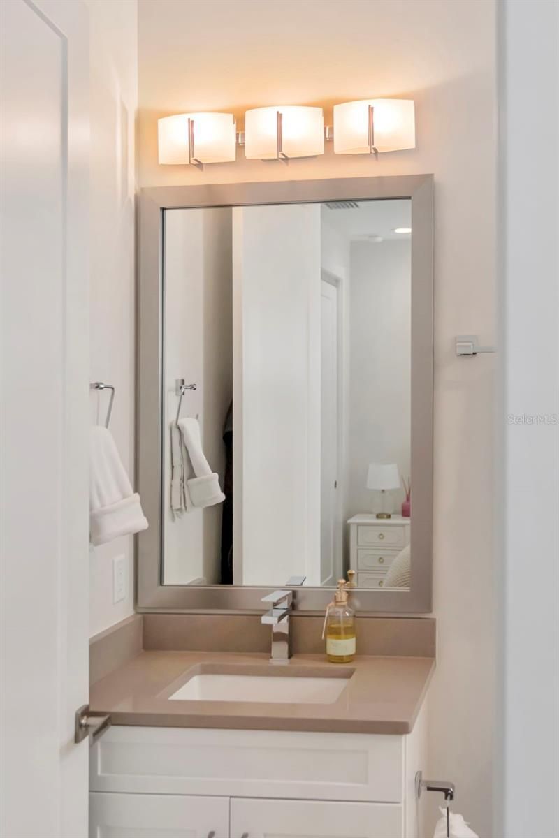 536 4th Avenue S, Unit 2, Saint Petersburg, FL 33701 Photo