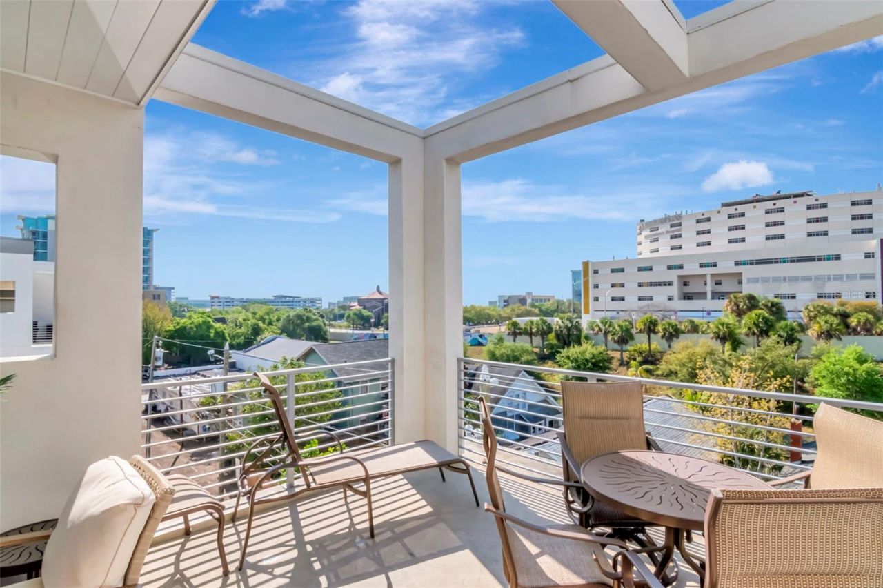 536 4th Avenue S, Unit 2, Saint Petersburg, FL 33701 Photo