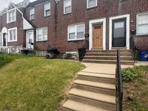 218 STEARLY STREET, PHILADELPHIA, PA 19111
