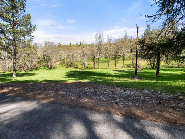 1237 Daisy Creek Road, Jacksonville, OR 97530