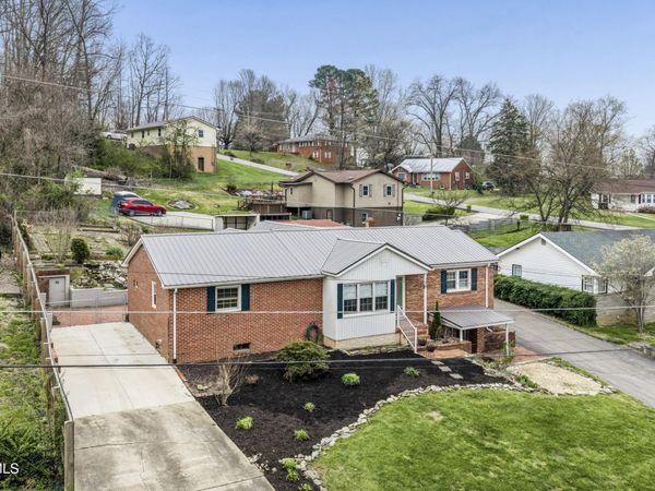 1208 Robinhood Road, Greeneville, TN 37745