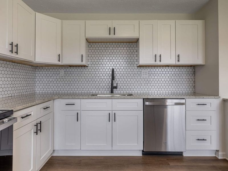 2037 Gerald Drive, Springfield, OH 45505 Photo 8