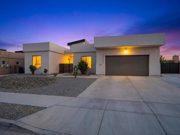 1011 25th Street SE, Rio Rancho, NM 87124