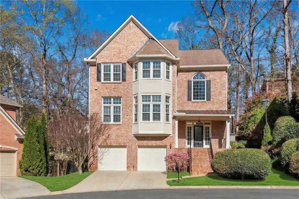 992 Wescott Lane, Atlanta, GA 30319 Main Photo