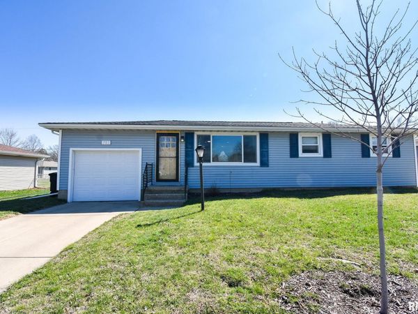 701 BELAIRE Drive, Washington, IL 61571