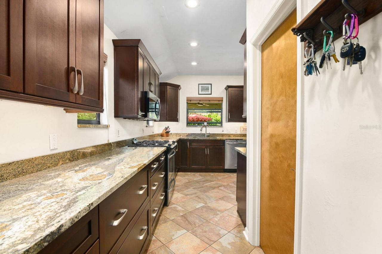 3724 NW 128th Terrace, Gainesville, FL 32606 Photo