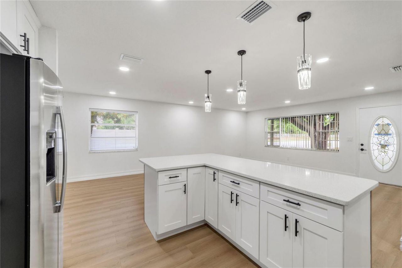 545 N Terrace Drive , Brandon, FL 33510 Photo