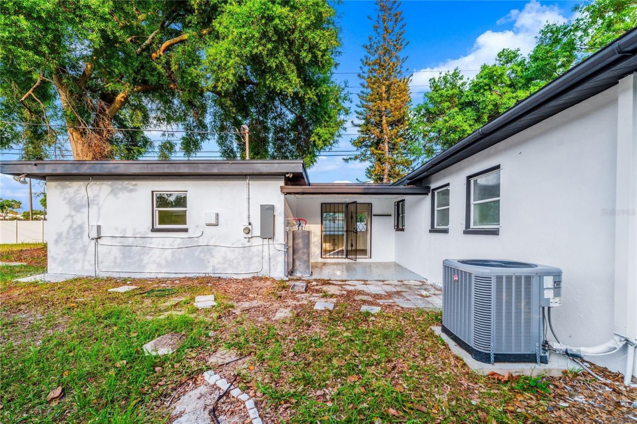 545 N Terrace Drive , Brandon, FL 33510 Photo