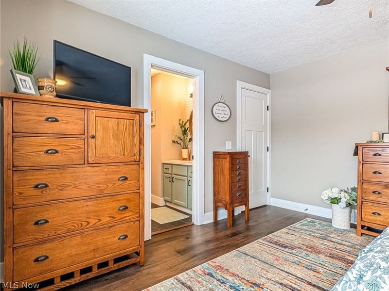 546 E Mohawk Drive, Malvern, OH 44644 Photo 22