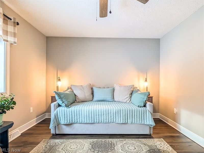 546 E Mohawk Drive, Malvern, OH 44644 Photo 29