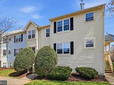 759 759C CEDAR CREST DRIVE, WARRENTON, VA 20186