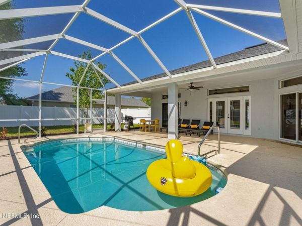 31 E DIAMOND Drive, Palm Coast, FL 32164