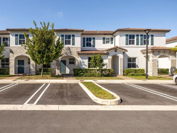 11904 NW 24th Pl , Miami, FL 33167