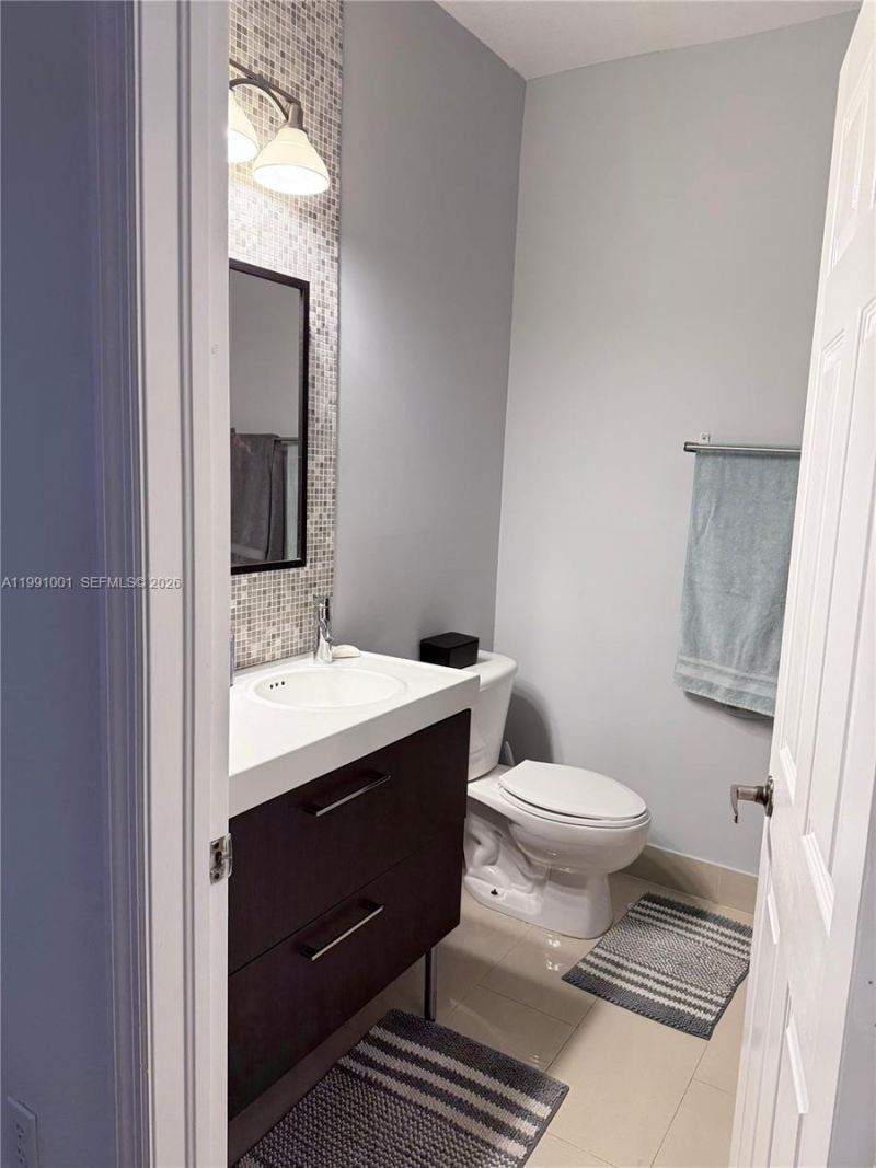 7809 NW 114th Path, Doral, FL 33178 Photo