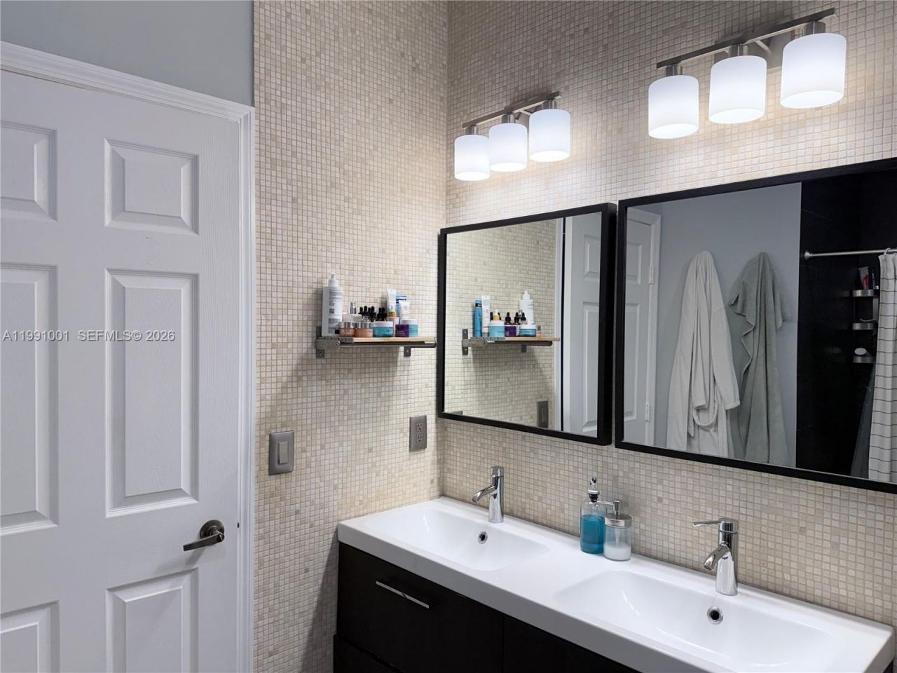 7809 NW 114th Path, Doral, FL 33178 Photo