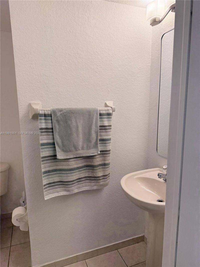 7809 NW 114th Path, Doral, FL 33178 Photo