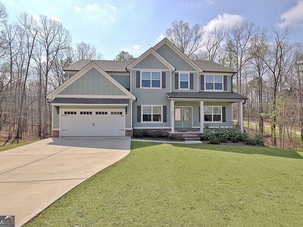 24 Deer Creek Court, Moreland, GA 30259