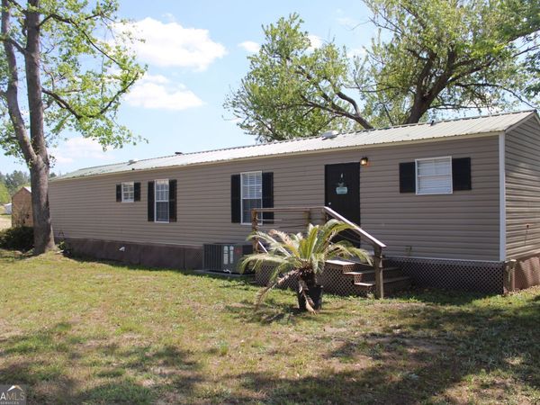 514 Walker Lane, Baxley, GA 31513