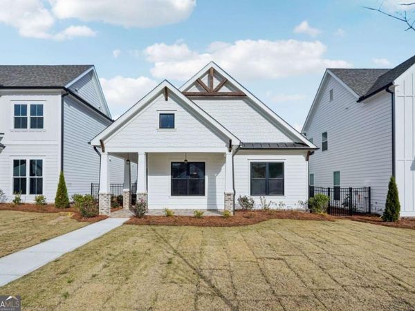 1028 Eastman Court, Hoschton, GA 30548