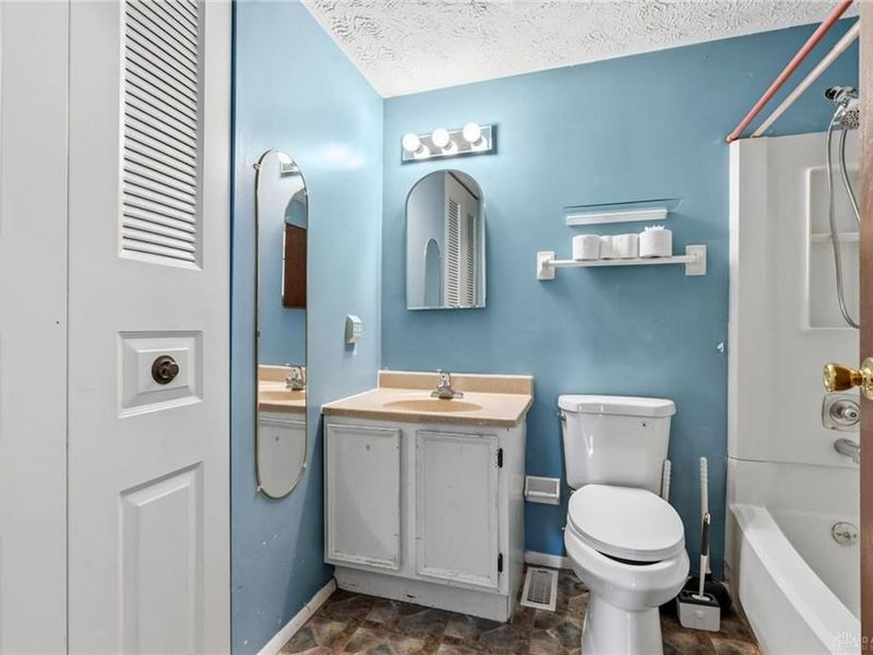 4607 Willow Mist Drive, Dayton, OH 45424 Photo 18