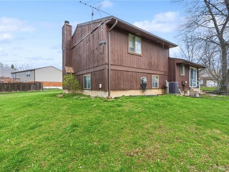 4607 Willow Mist Drive, Dayton, OH 45424 Photo 6