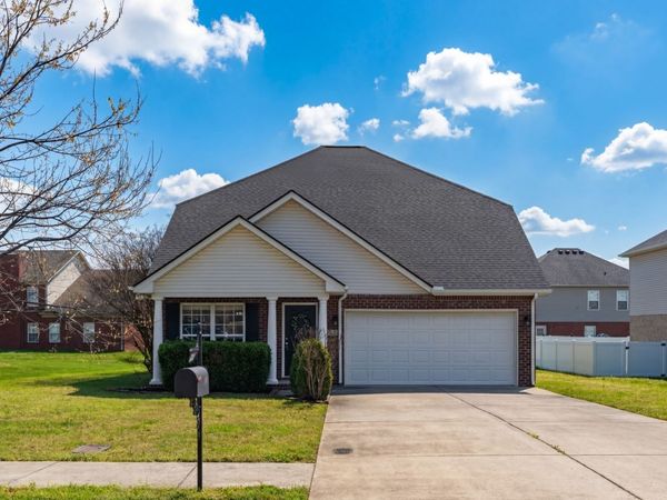 1214 Timber Creek Dr, Murfreesboro, TN 37128