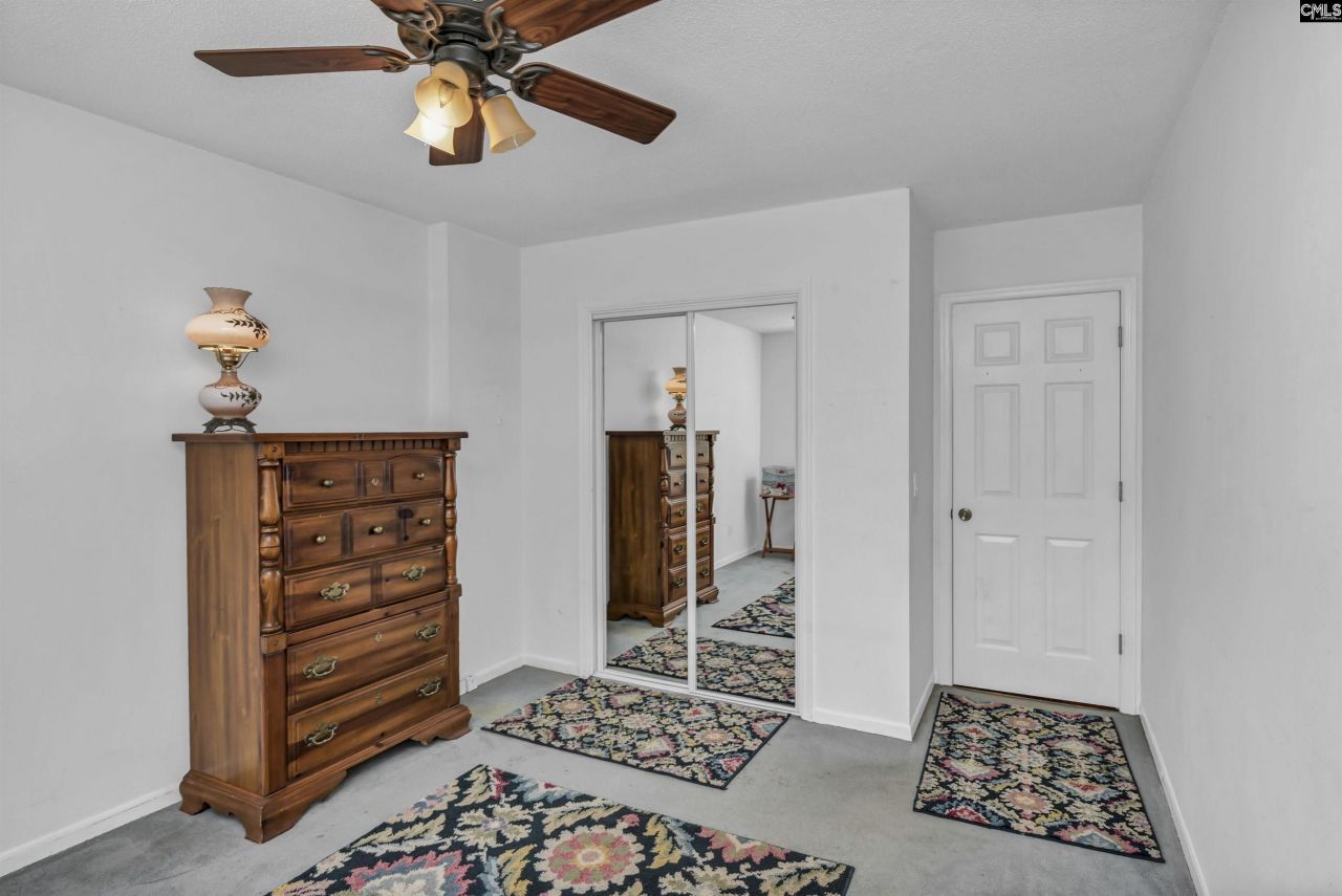 230 Bishopgate Road  Photo 19