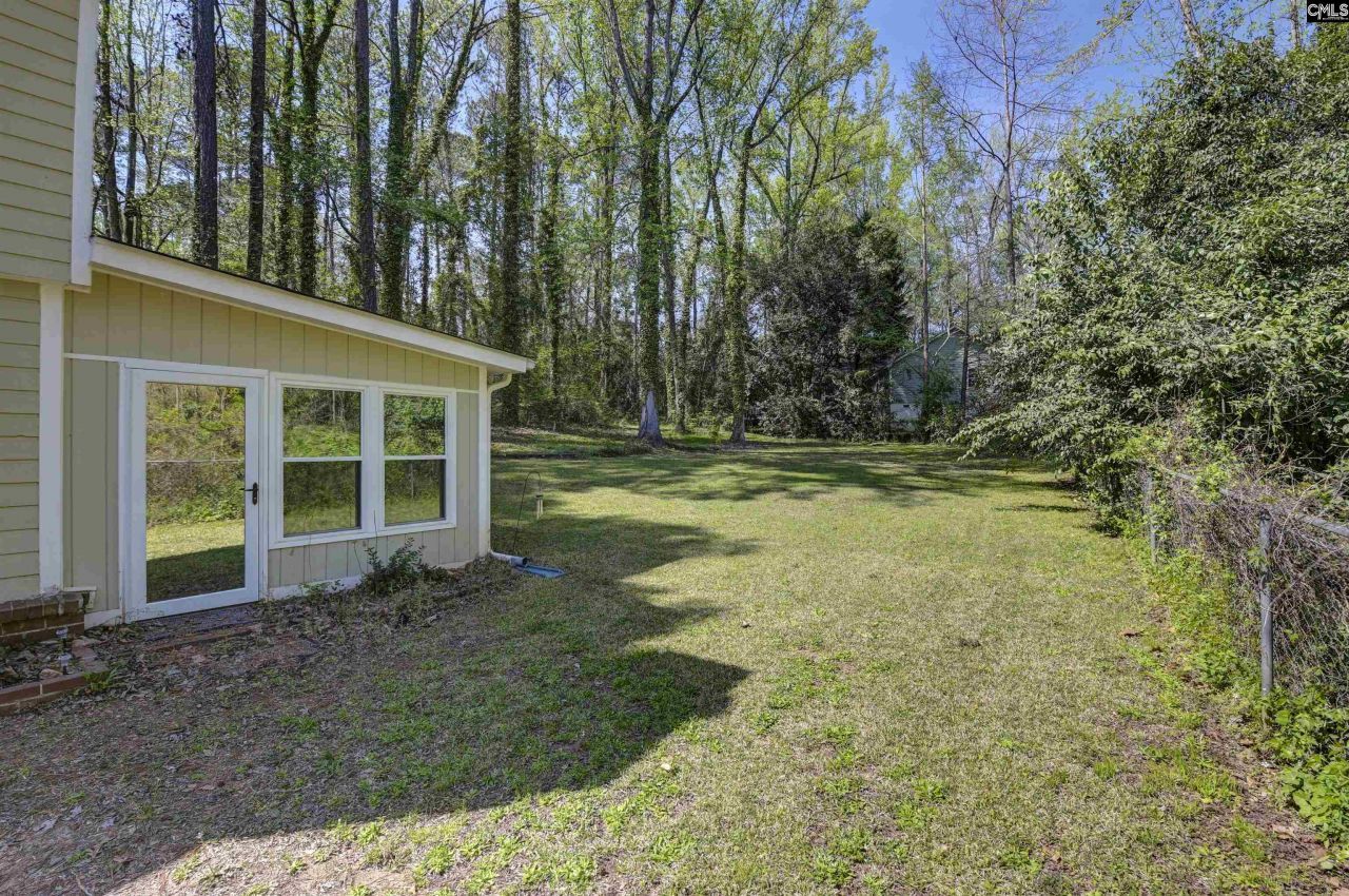 230 Bishopgate Road  Photo 27