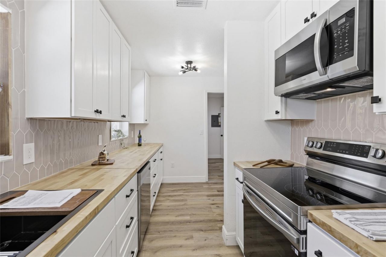 980 SW 105th Street, Trenton, FL 32693 Photo