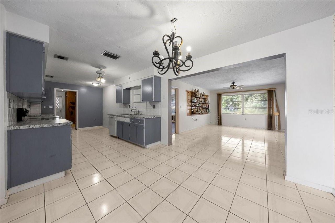 82 S Jeffery Street, Beverly Hills, FL 34465 Photo