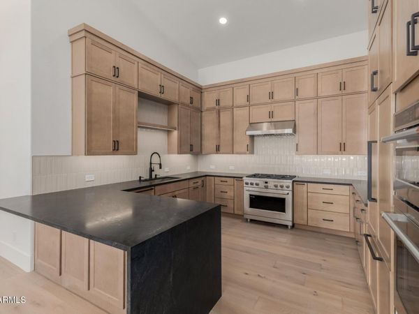 7363 E TURQUOISE Avenue, Scottsdale, AZ 85258