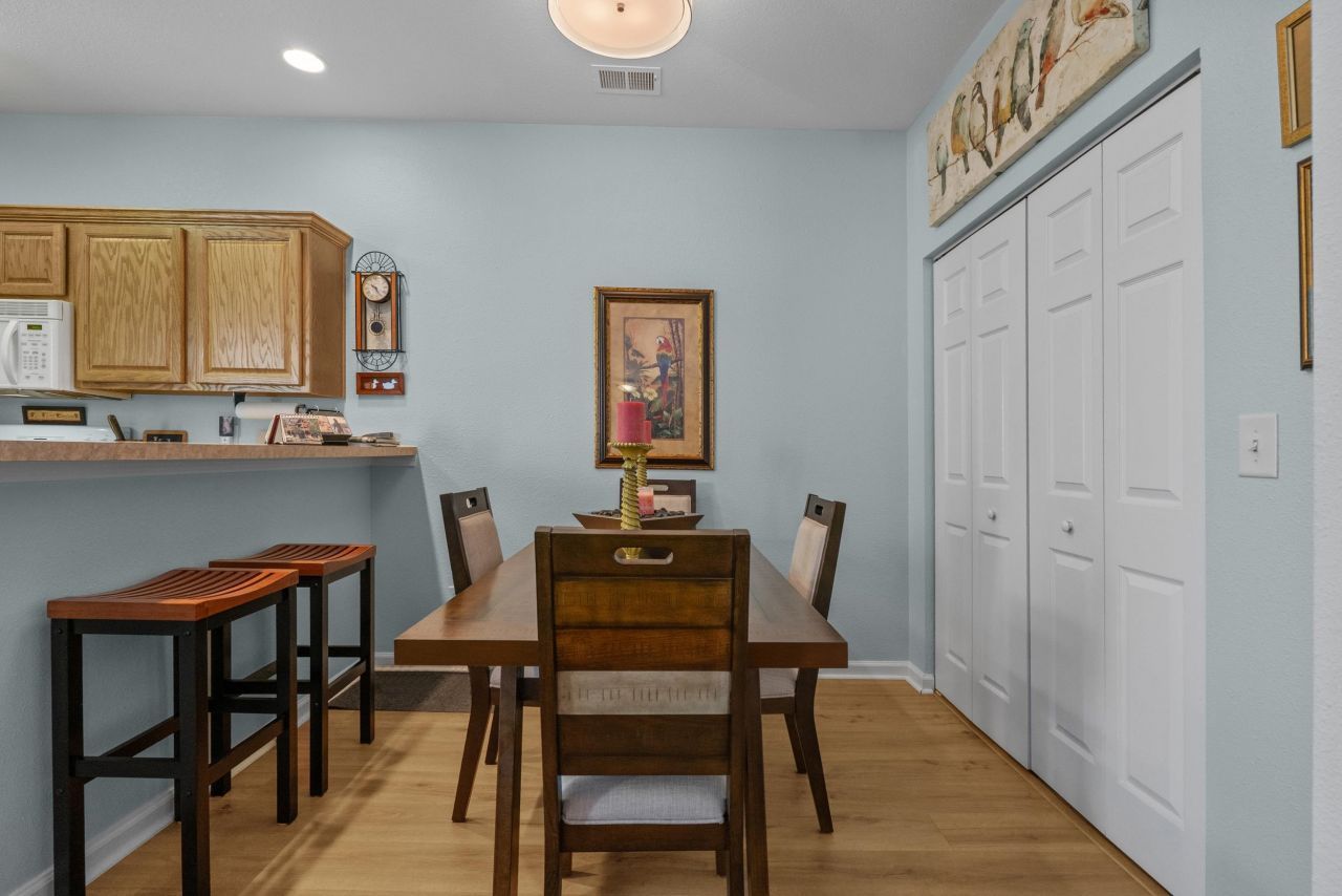 147 Chenoa Dr. Photo 14