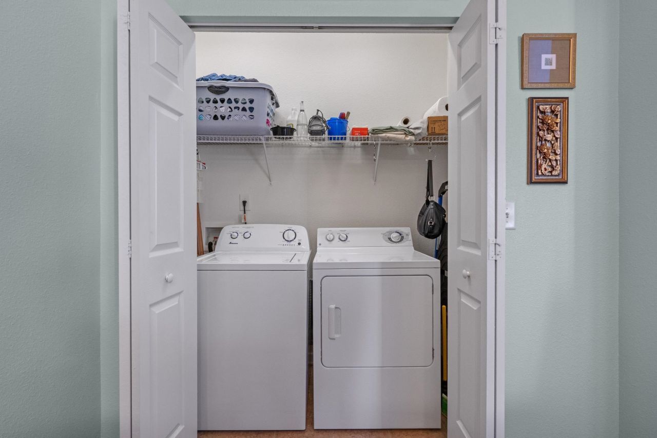 147 Chenoa Dr. Photo 39