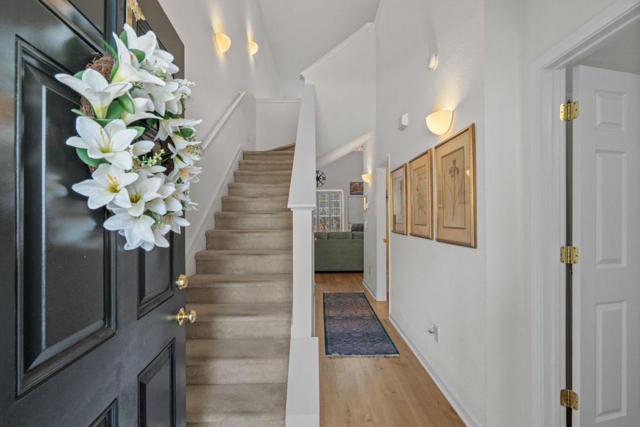 147 Chenoa Dr. Photo 7