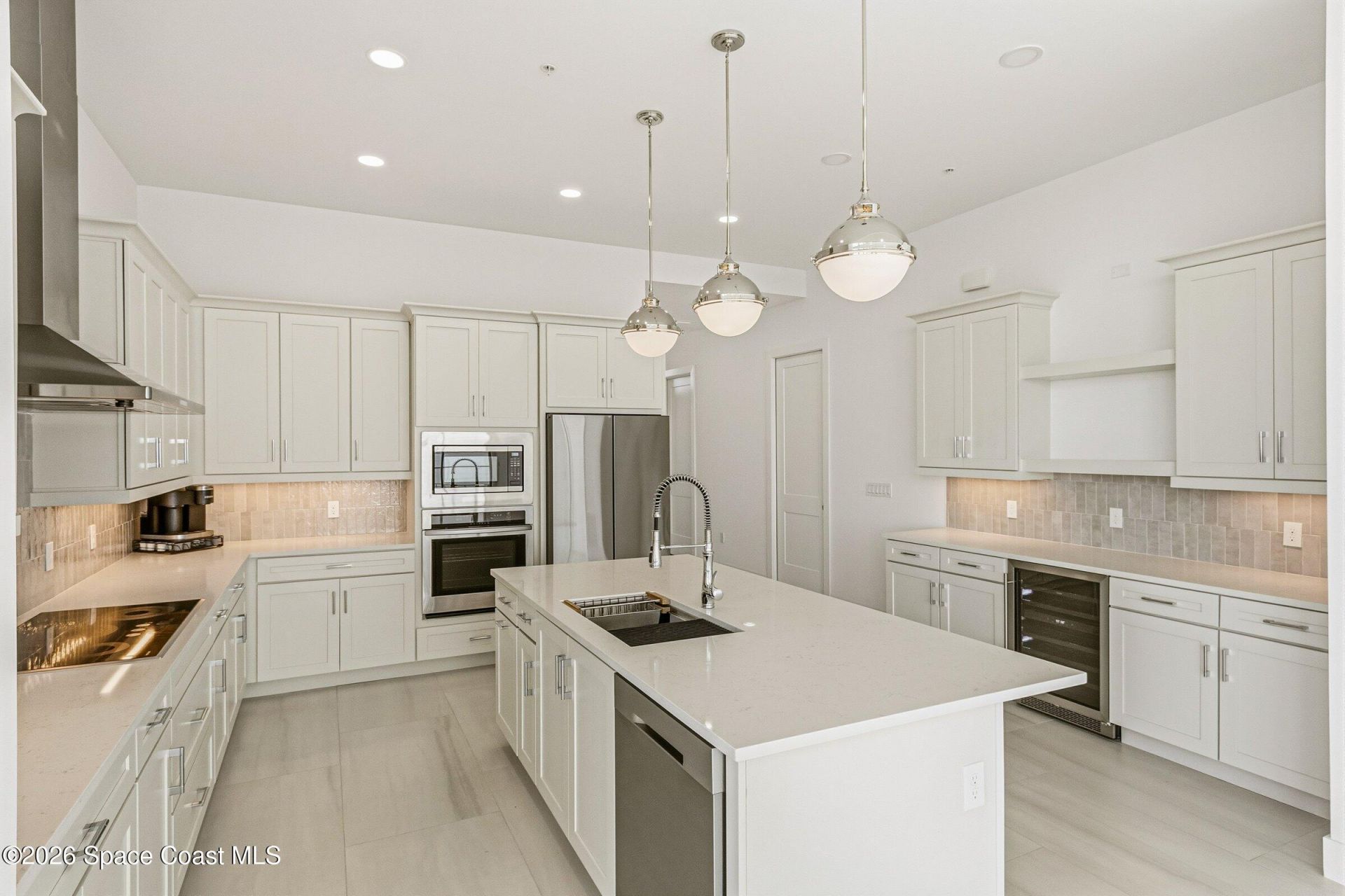 225 Strand Drive, Unit 408, Melbourne Beach, FL 32951 Photo