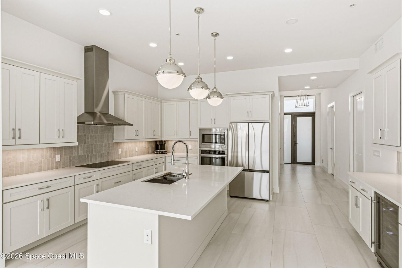 225 Strand Drive, Unit 408, Melbourne Beach, FL 32951 Photo