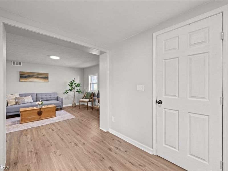 4321 30th Street NE, Canton, OH 44705 Photo 18